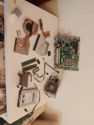 Lote piezas PC: Placa, HDD, RAM, Fuente