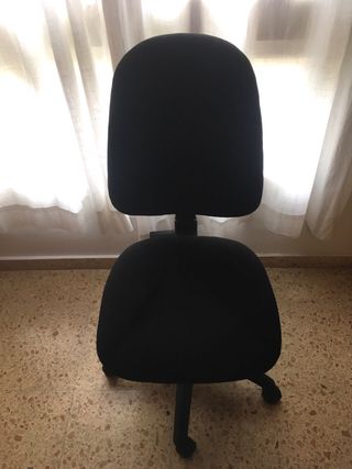 2 sillas oficina negras comodas