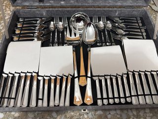 Cubertería Monix 87 piezas