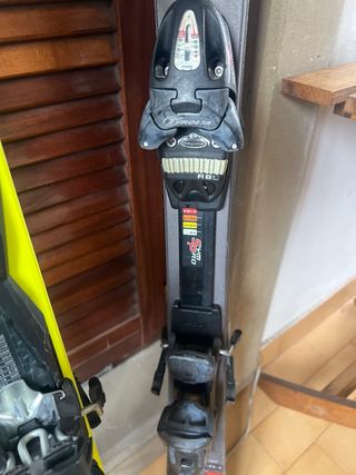 2 Pares de Skis con Bastones y Funda marca Head