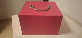 Mini joyero rosa con estrellas de madera y cartón