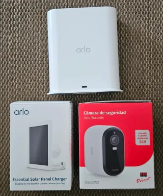 Cámara Exterior Arlo 2K + solar + Hub central