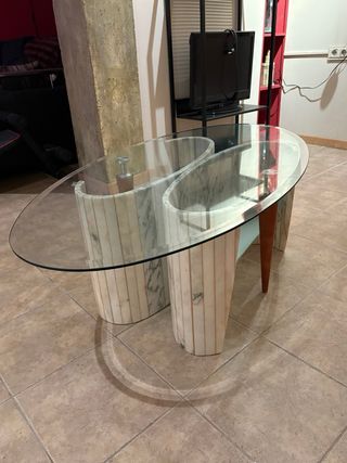 Mesa centro mármol y cristal biselado,