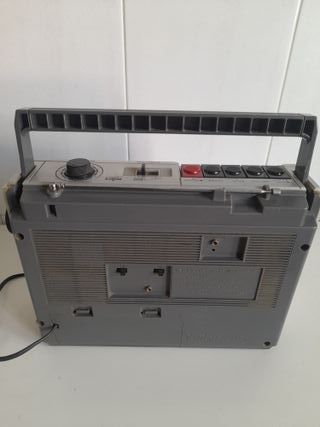 Radio Cassette Sanyo M2402-4F