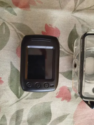 Cámara Konic con fuda para el agua, NO FUNCIONA