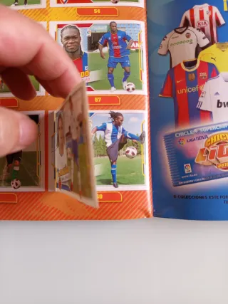 ALBUM OFICIAL LIGA ESTE 2010-2011 - PANINI