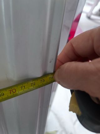 Radiador blanco de metal