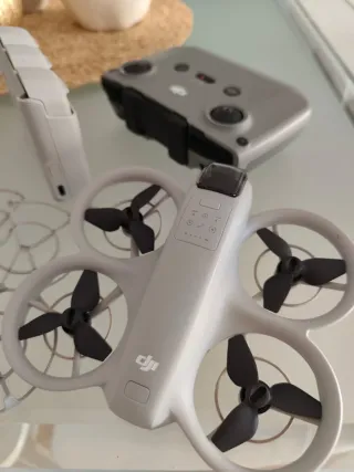 Dron DJI neo Blanco.