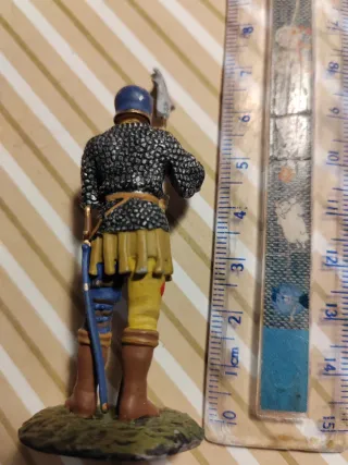 Lotto di 3 Soldatini di Piombo da Collezione