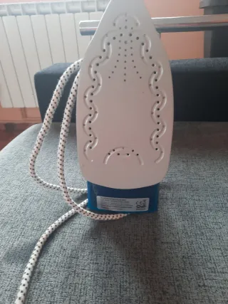 Plancha de vapor azul