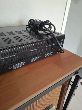 Amplificador Grundig