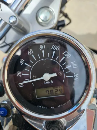 Suzuki Intruder 250cc Negra