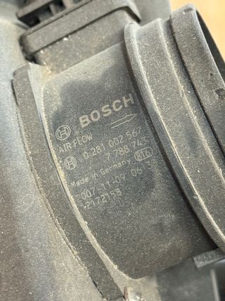 Caja de filtro aire BMW 120d 06-12