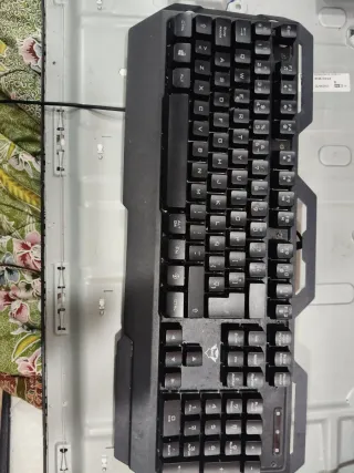 Teclado Gaming Gxt Negro