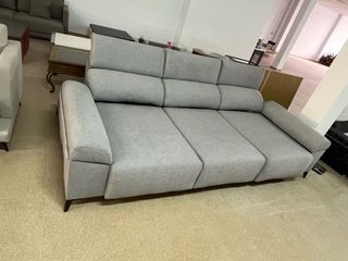 Sofá Gris con Asientos Deslizantes NUEVO a estrena