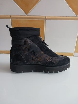 Botin Daniela Vega T-40.