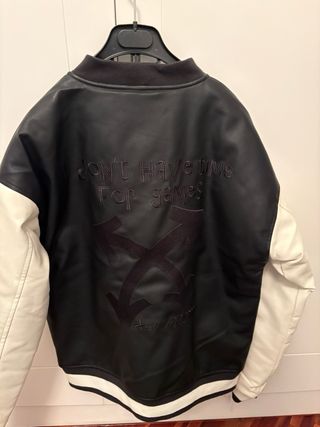 Chaqueta Bomber Negra y Blanca Talla XS