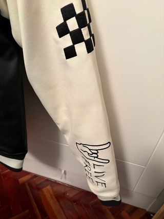 Chaqueta Bomber Negra y Blanca Talla XS