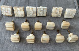 Pomos de piedra y madera para cajones