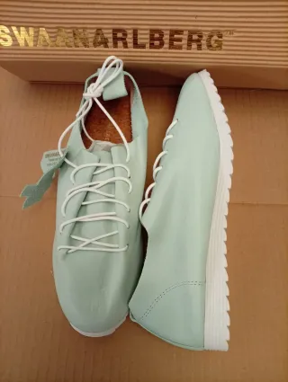 Zapatillas Swaanarlberg Piel Verde Talla 36 NUEVAS