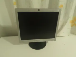 Pantalla HP L1706 2005