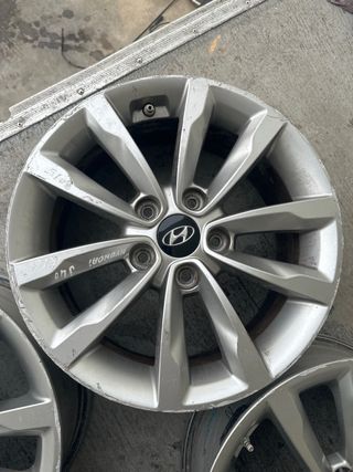 Llantas Hyundai i40 16 2015