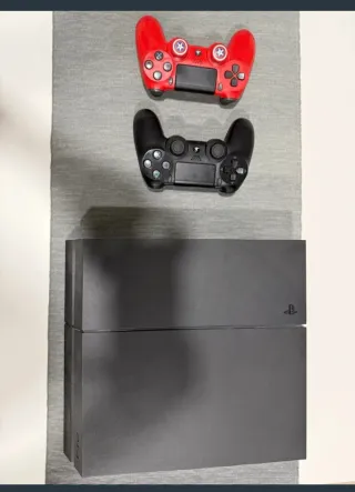 PS4 Slim 500GB + 2 Mandos