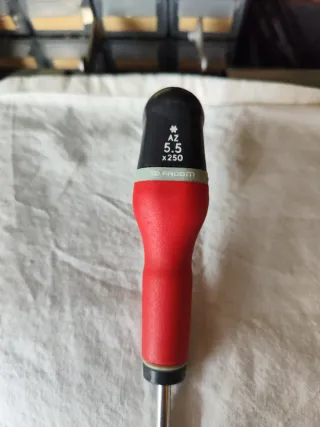 Cacciavite a taglio Facom AZ 5.5 x 250