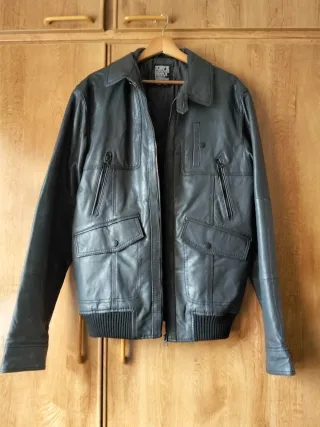 Cazadora de cuero gris para hombre