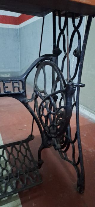 Máquina de coser SINGER antigua 1929