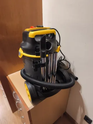 Aspirador Stanley SX20PT