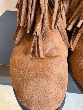 Botines marrones con flecos