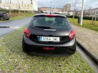 Peugeot 208 del 2016