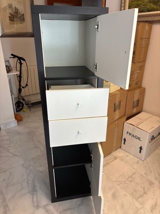 Estantería Ikea Cajones y Puertas