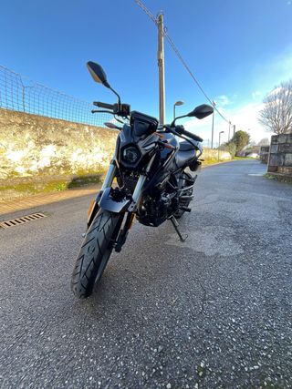 Voge 125R - 3.829km - ¡COMO NUEVA! 4 años garantía