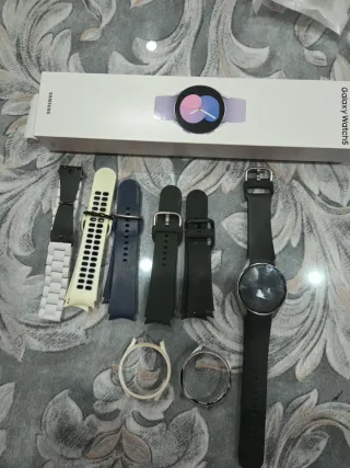 Samsung Galaxy Watch 4 Negro/Blanco