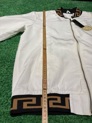 Giacca Versace Bianca con Dettagli Oro