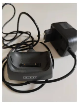 Cargadores móviles antiguos Nokia, Motorola...