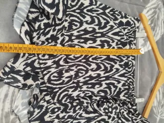 Falda de vuelo con estampado