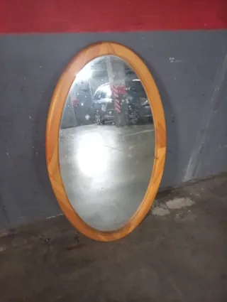 Espejo ovalado madera