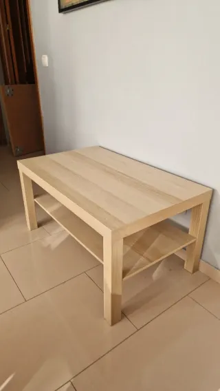 Mesa de centro de madera beige, lak