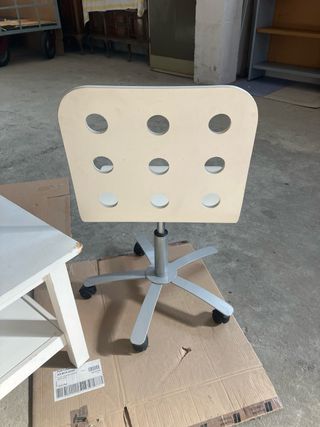 Silla de escritorio IKEA blanca