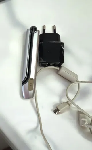 ​Motorola W377 Orange - Retro / Vintage