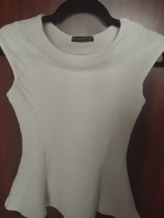 Top Peplum Atmosphere Blanco Talla S