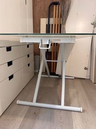 Mesa elevable cristal templado