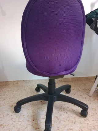 Silla de escritorio juvenil morada