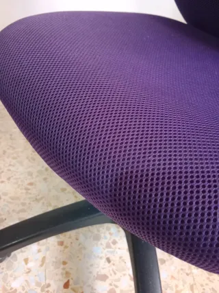 Silla de escritorio juvenil morada