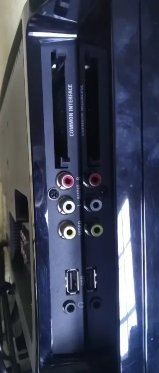 Televisor Philips 19 Negro/Rojo