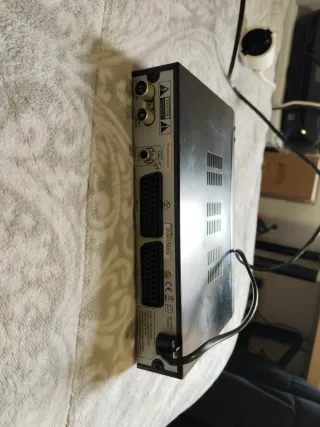 2 Sintonizadores TDT Easy Home + Siemens -SIN MAND