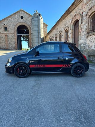 Abarth 595 2021